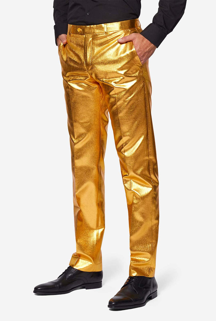 Gold Men's Party Pak gedragen door de mens, het uitzicht op broeken
