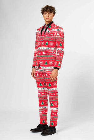 Man draagt een rood kerstpak en zwart overhemd