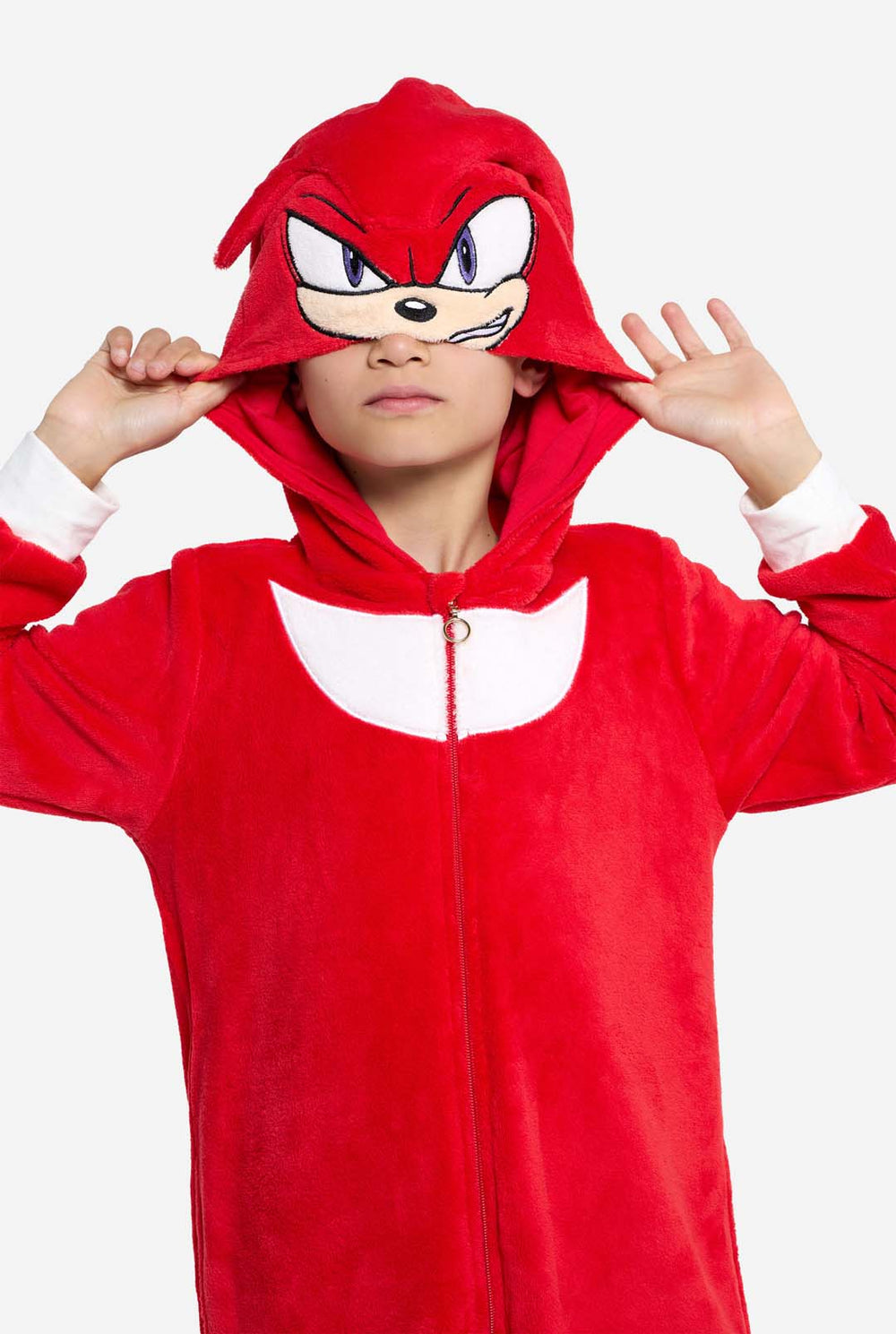 Jongen draagt ​​een rood Sonic Knuckles kinderonesie.