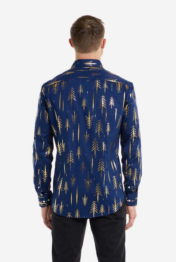 Man met donkerblauw kerstshirt met gouden foliebomen, zicht vanaf de achterkant