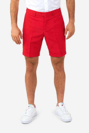 Man met zomerpak met Amerikaanse vlag als thema