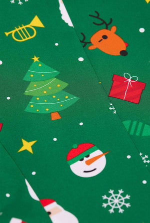 Vrouw draagt groene Kerstblazer voor dames.