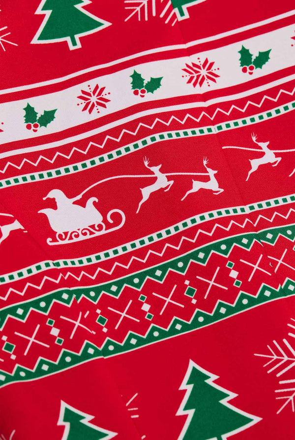 Vrouw draagt dames Kerstblazer met winter print