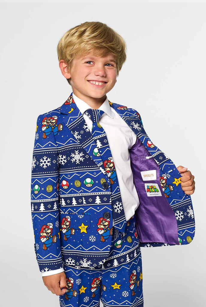 Kerstpak voor jongens met Super Mario -print gedragen door jongen