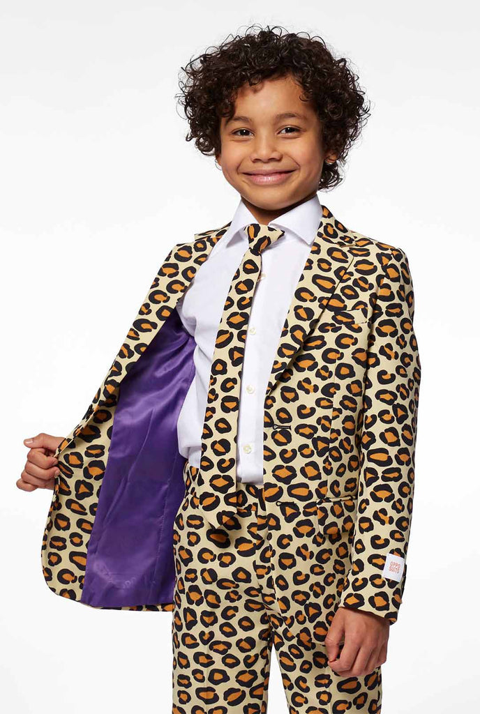 Jaguar Print Boys Pak gedragen door Boy