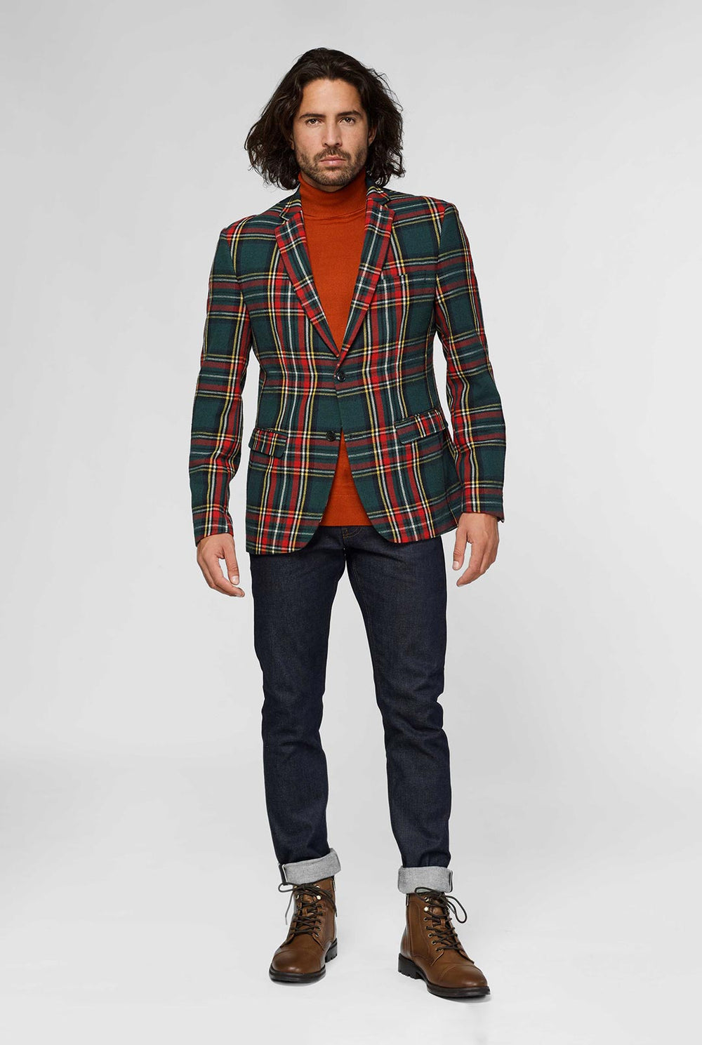 Rode en groene tartan blazer gedragen door de mens, uitzicht vanaf de achterkant