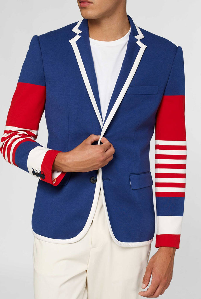 Rood wit en blauw sportief casual blazer gedragen door de mens