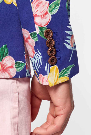 Blauwe casual blazer met bloemenprint gedragen door de mens