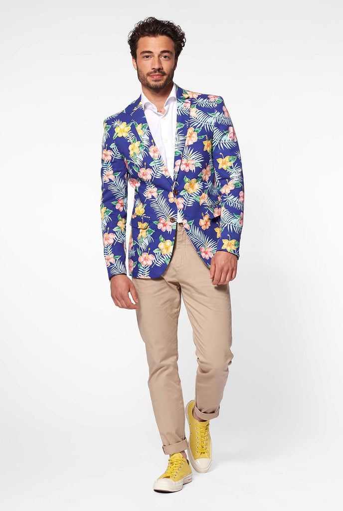 Blauwe casual blazer met bloemenprint gedragen door de mens