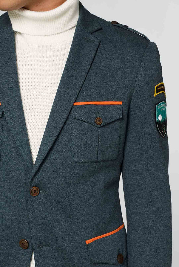 Green Park Ranger Jacket gedragen door de mens die van dichtbij wordt weergegeven