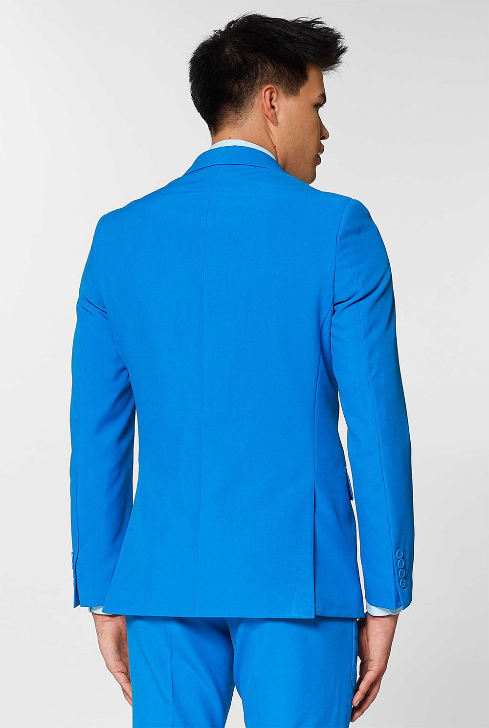 Man draagt ​​blauwe herenpak