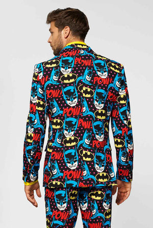 Batman -thema herenpak met stripboekenpictogrammen gedragen door de mens