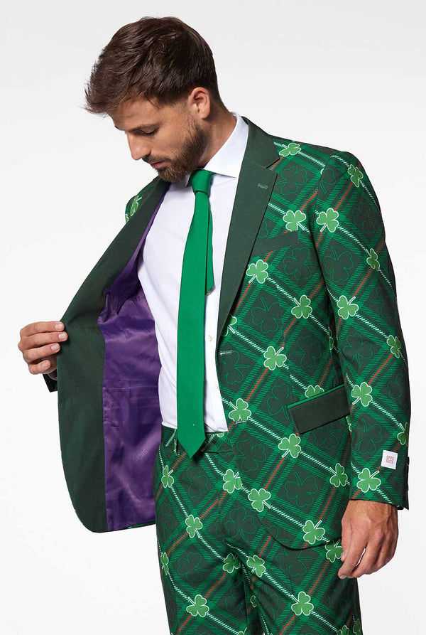Close Up of Green Plaid Saint Patrick's Day Men's Suit met drie-bladkussens gedragen door de mens met voering