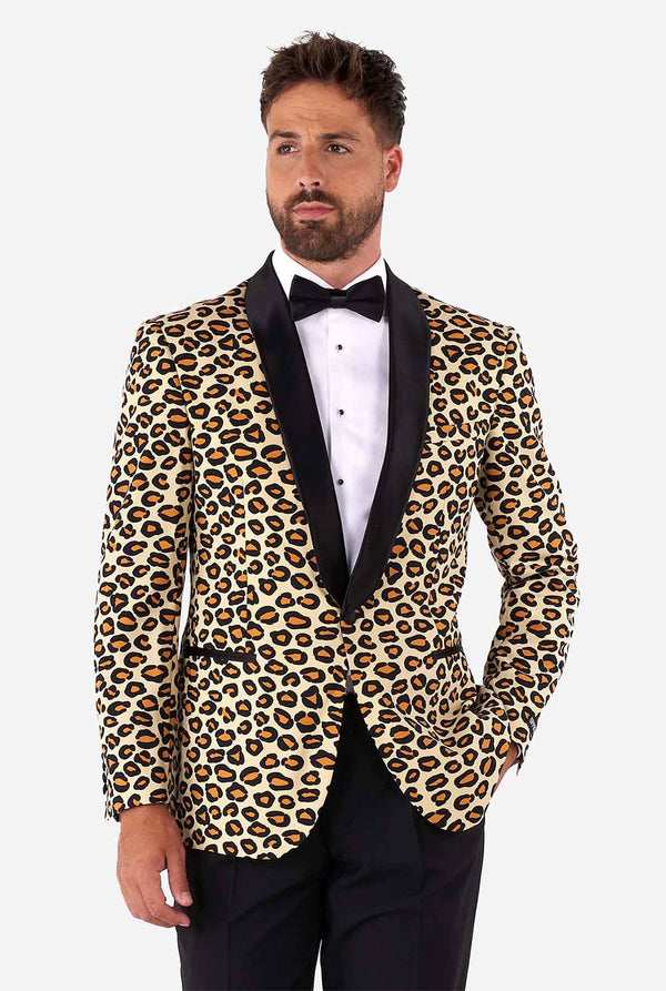 Man draagt ​​smoking met jaguar printjack