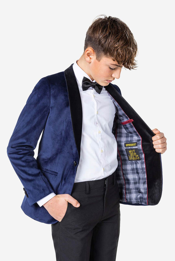 Tiener draagt ​​Blue Velvet Christmas Dinner Jacket
