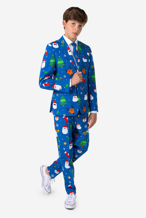 Tiener draagt ​​formeel blauw kerstpak