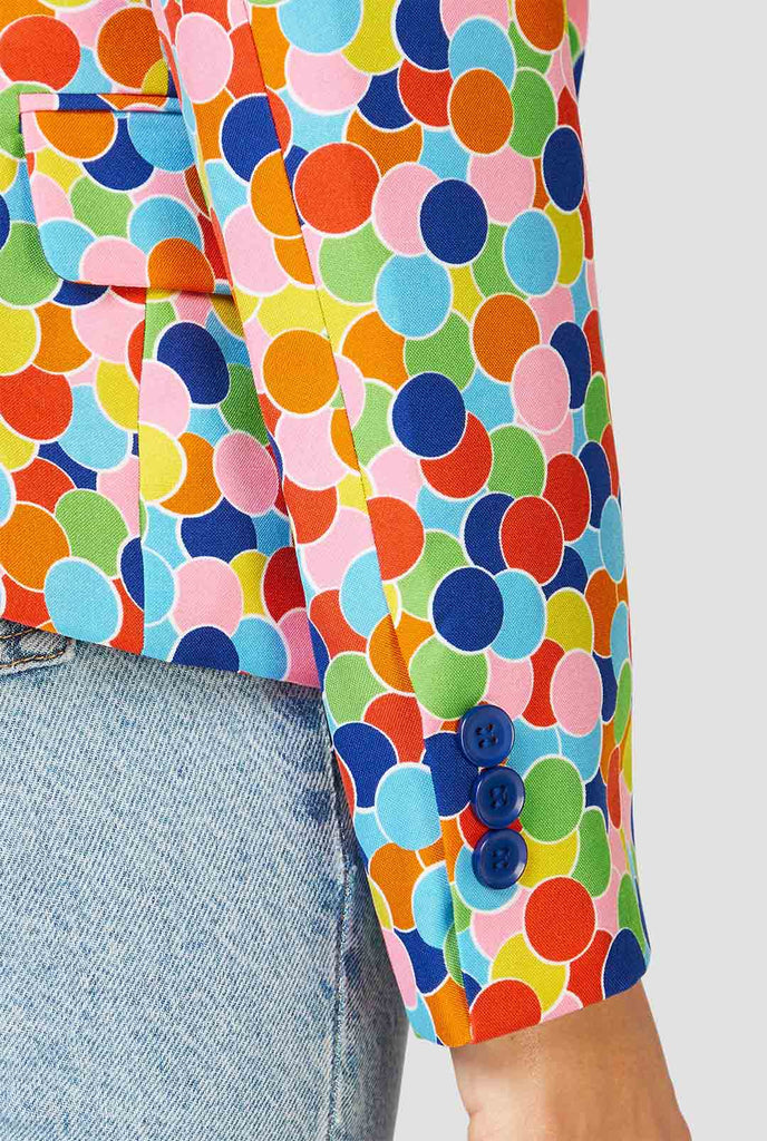 Multi Color Confetti Print Jacket gedragen door een vrouw van dichtbij van manchet