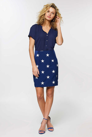 Dames patriottische Amerikaanse vlaggenpak gedragen door de vrouw