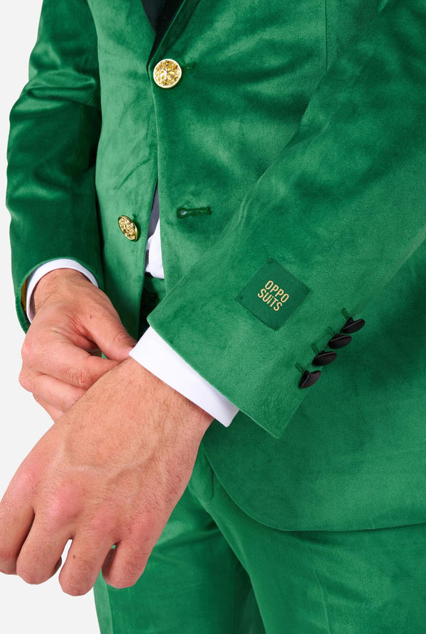 Man met St. Patrick's Day groene fluwelen smoking, close-up.